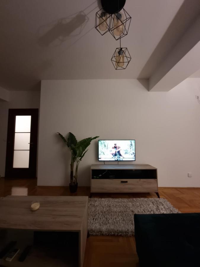 Big Apartment Podgorica Esterno foto